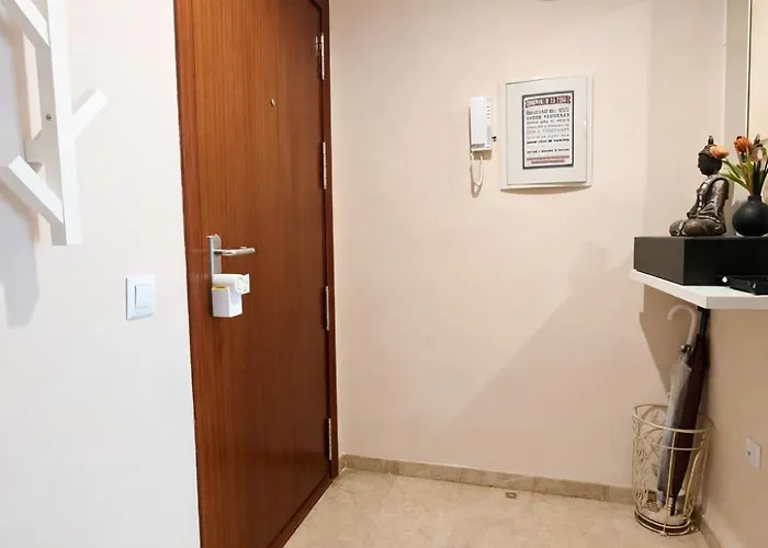 Spectacular Views. New With Free Parking