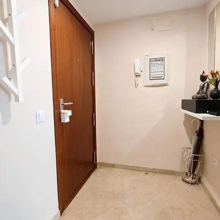 Spectacular Views. New With Free Parking