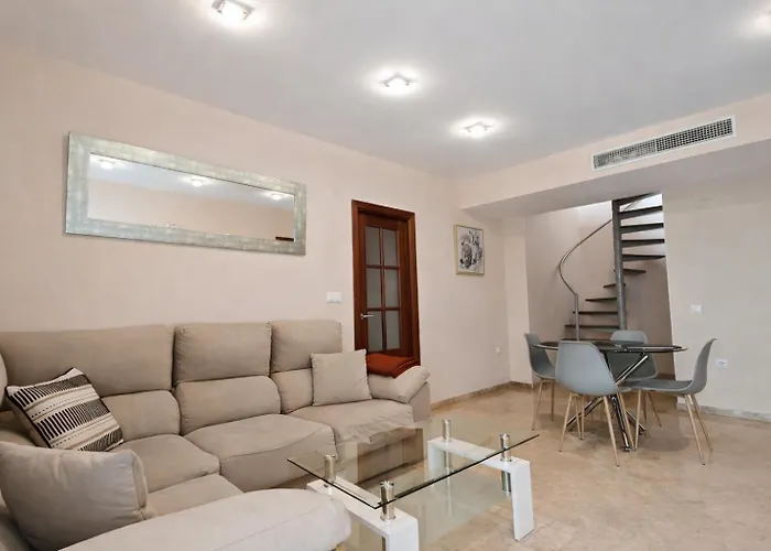 Spectacular Views. New With Free Parking *