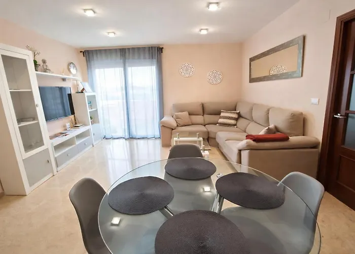 Spectacular Views. New With Free Parking